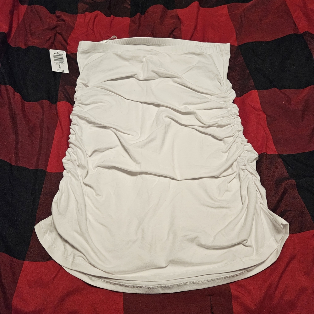 Torrid White Ruched Tube Top - Picture 7 of 8